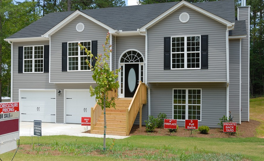 Factors to Consider When Looking for a Real Estate Agent