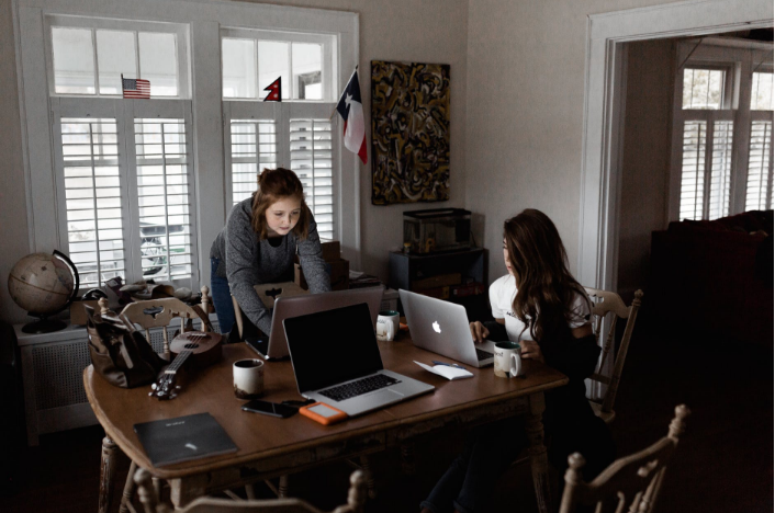 Top Design Tips to Improve Your Home Office