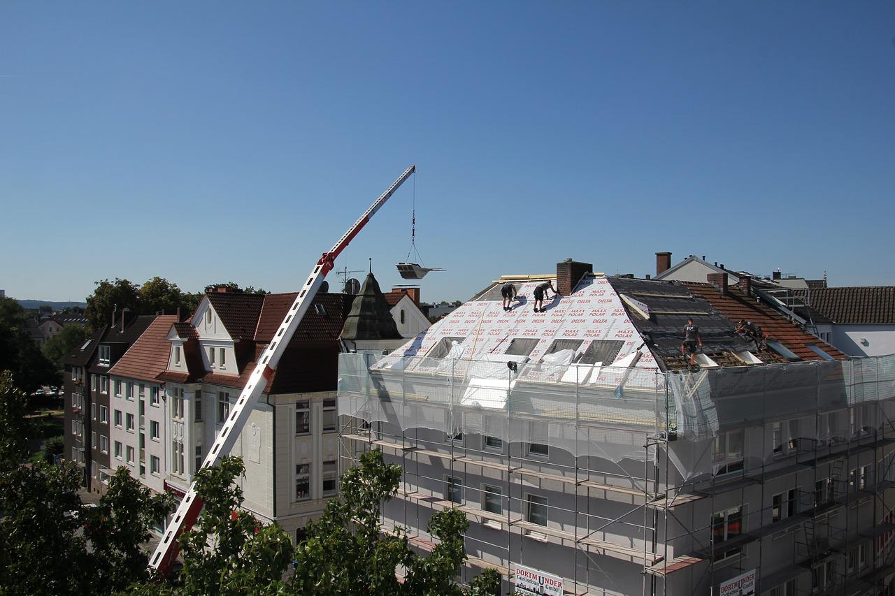 Compelling Reasons to Hire Local Roofing Contractors